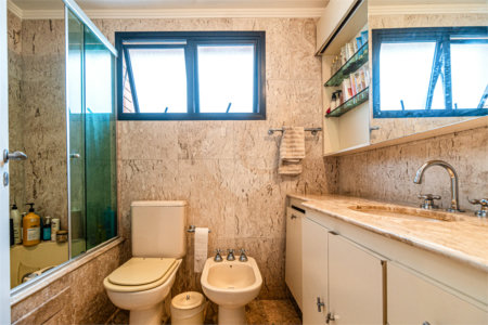 Apartamento à venda com 4 quartos, sendo 3 suítes,  em Perdizes, São Paulo, SP