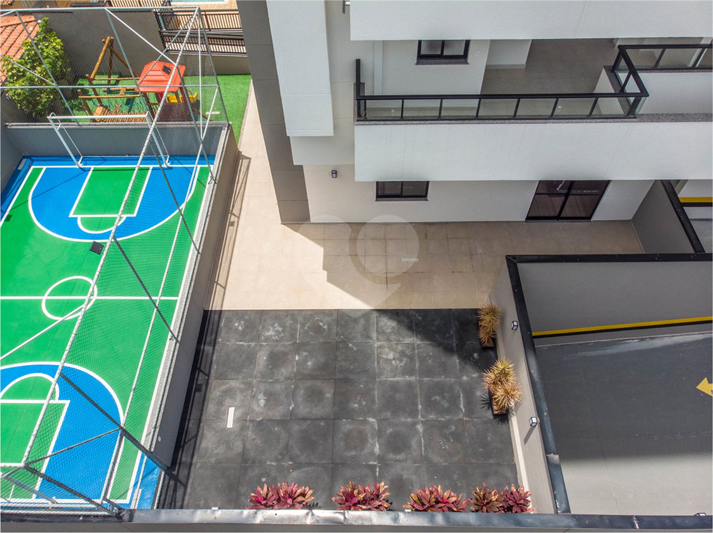 Apartamento à venda com 3 quartos, sendo 1 suíte,  em Jardim Oswaldo Cruz, São José dos Campos, SP
