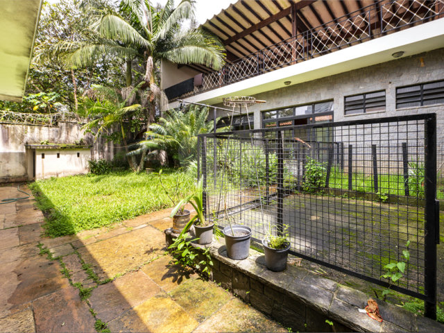 Casa Térrea à venda com 4 quartos, sendo 2 suítes,  em Brooklin Velho, São Paulo, SP