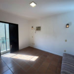 Apartamento com 4 dormitórios à venda, 259 m² por R$ 900.000,00 - Jardim Três Marias - Guarujá/SP