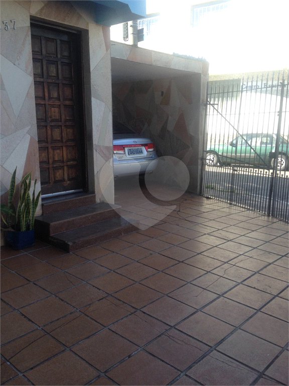 Sobrado à venda com 4 quartos em Limão, São Paulo, SP