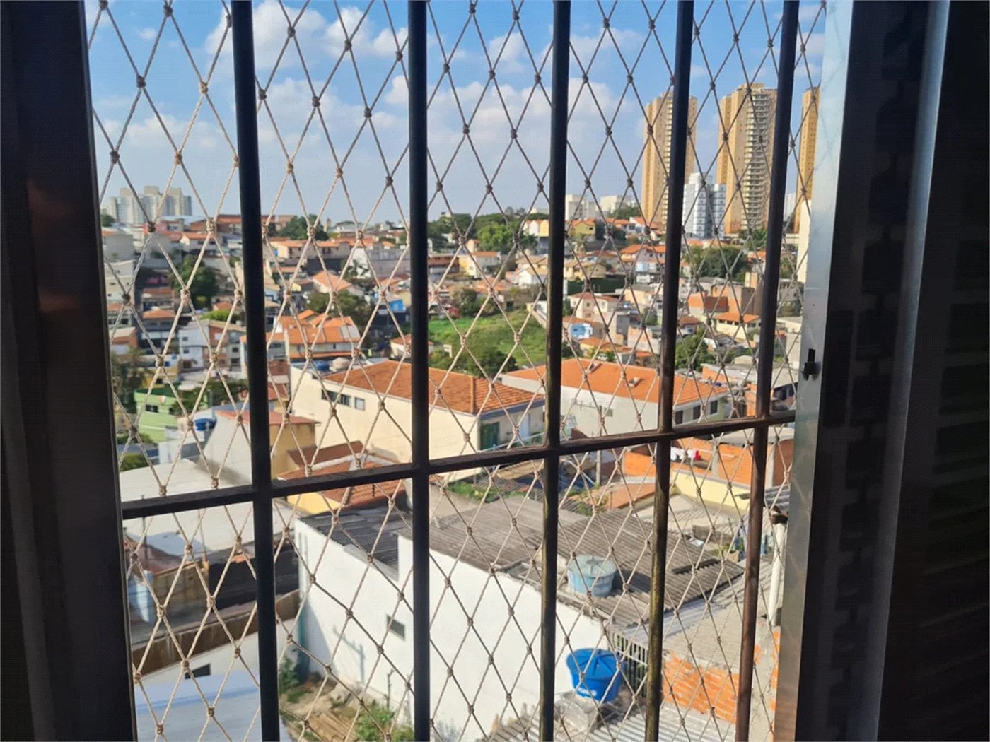Sobrado à venda com 2 quartos, sendo 1 suíte, em Jardim Ivana, São Paulo, SP