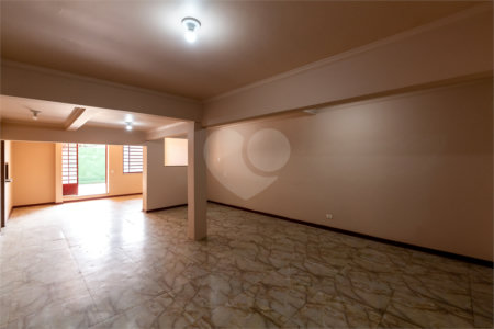 Casa à venda com 4 quartos, sendo 2 suítes, em Perdizes, São Paulo, SP