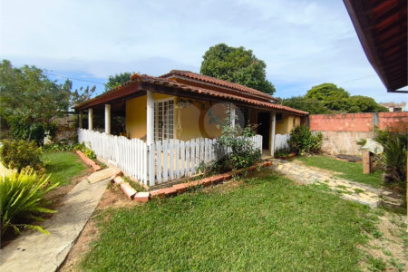 Chácara à venda com 4 quartos, sendo 1 suíte,  em Vale San Fernando, Itapetininga, SP