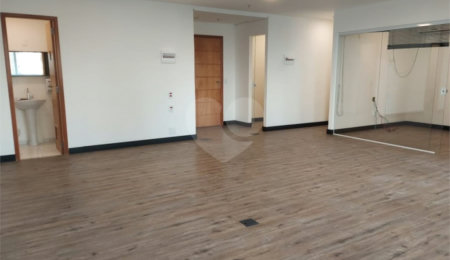 Sala à venda em Jardim Caboré, São Paulo, SP