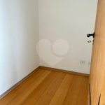 Apartamento à venda com 3 quartos, sendo 1 suíte, em Vila Regente Feijó, São Paulo, SP
