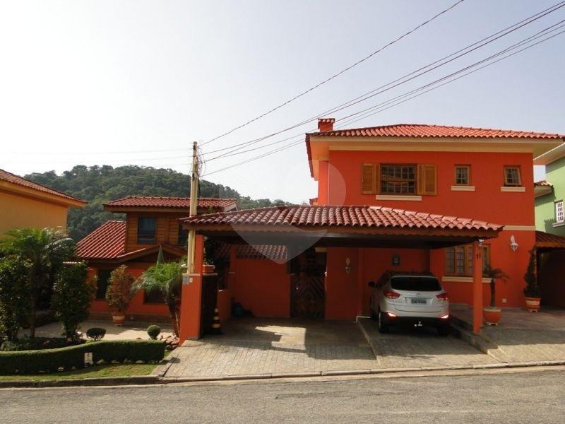 Casa à venda com 4 suítes em Horto Florestal, São Paulo, SP