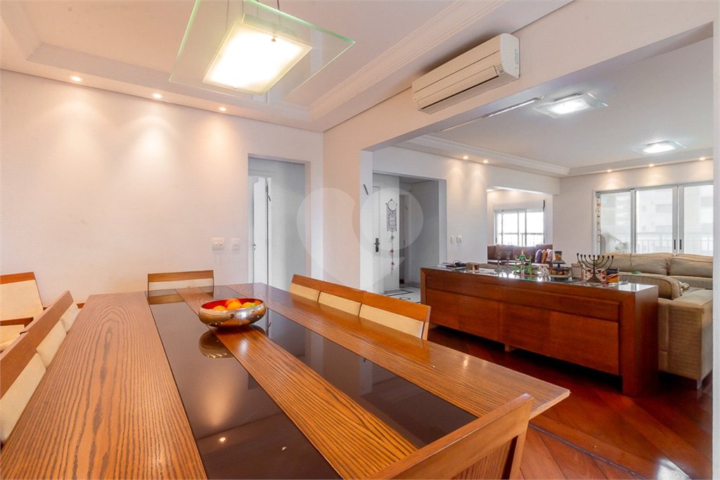 Apartamento à venda ou para alugar com 3 suítes em Santa Cecília, São Paulo, SP