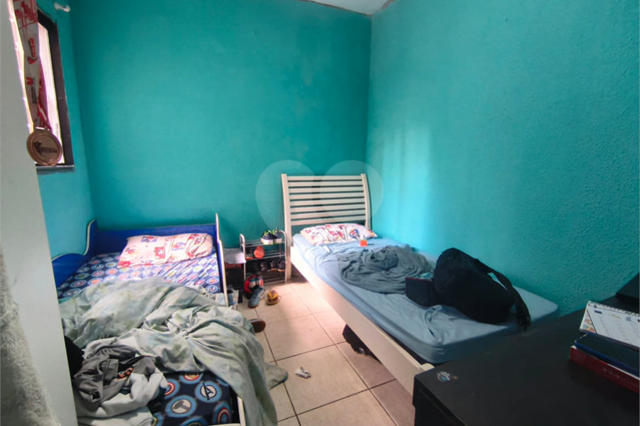 Sobrado à venda com 8 quartos, sendo 2 suítes, em Parada Inglesa, São Paulo, SP