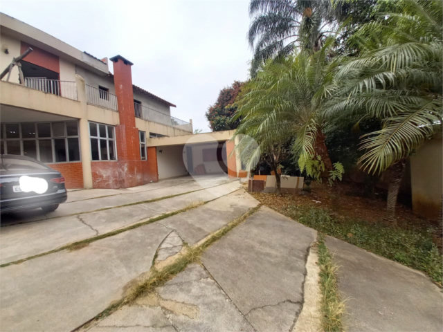 Sobrado à venda com 3 suítes em Tremembé, São Paulo, SP
