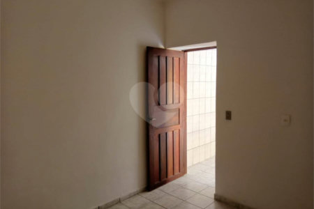 Casa Térrea à venda com 5 quartos em Barra Funda, São Paulo, SP