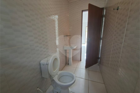 Casa à venda com 2 quartos no Centro, Alambari, SP
