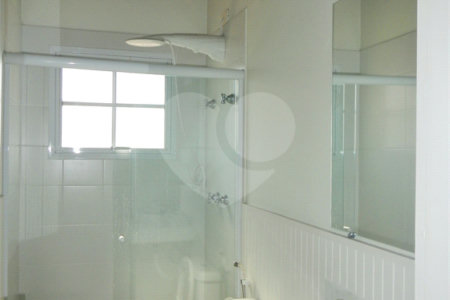 Casa à venda com 4 suítes em Vila Brasílio Machado, São Paulo, SP