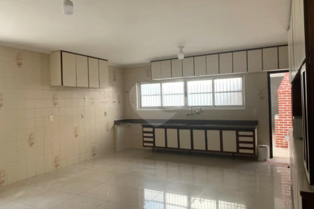 Sobrado à venda com 3 quartos, sendo 2 suítes, em Jardim São Paulo(zona Norte), São Paulo, SP