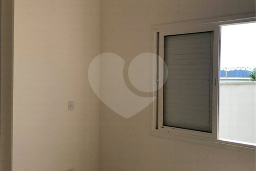 Casa à venda com 3 quartos, sendo 1 suíte, no condomínio Marfi Iii- Fase Iii, Bom Jesus dos Perdões - SP