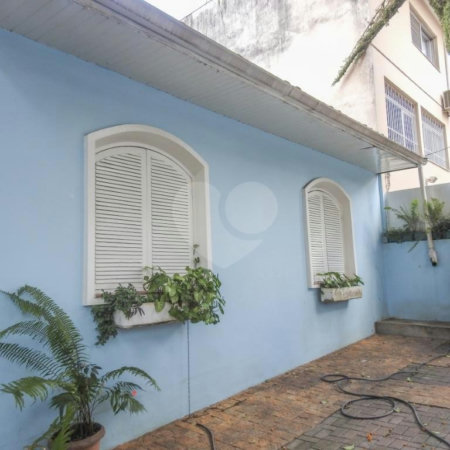 Casa Térrea à venda com 4 quartos, sendo 2 suítes, em Jardim das Bandeiras, São Paulo, SP