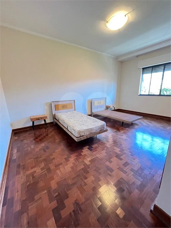 Sobrado à venda com 4 quartos, sendo 1 suíte, em Santana, São Paulo, SP