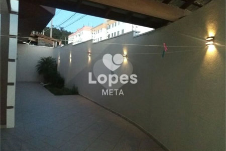 Casa à venda com 3 quartos, sendo 2 suítes, em Jardim Santa Júlia, São José dos Campos, SP