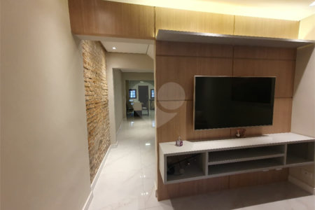 Sobrado à venda com 2 quartos, sendo 1 suíte,  em Vila Gomes Cardim, São Paulo, SP