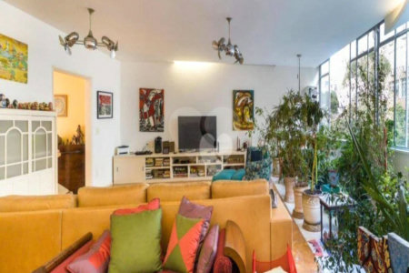 Apartamento à venda com 4 quartos, sendo 2 suítes, em Copacabana, Rio de Janeiro, RJ