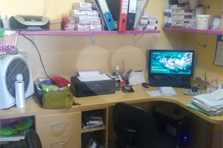 Sobrado à venda com 3 quartos, sendo 1 suíte,  em Vila do Castelo, São Paulo, SP