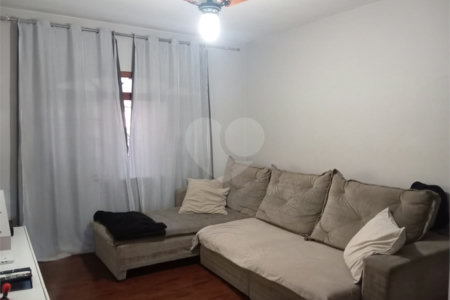 Sobrado à venda com 2 quartos em Jardim Monte Alegre, São Paulo, SP