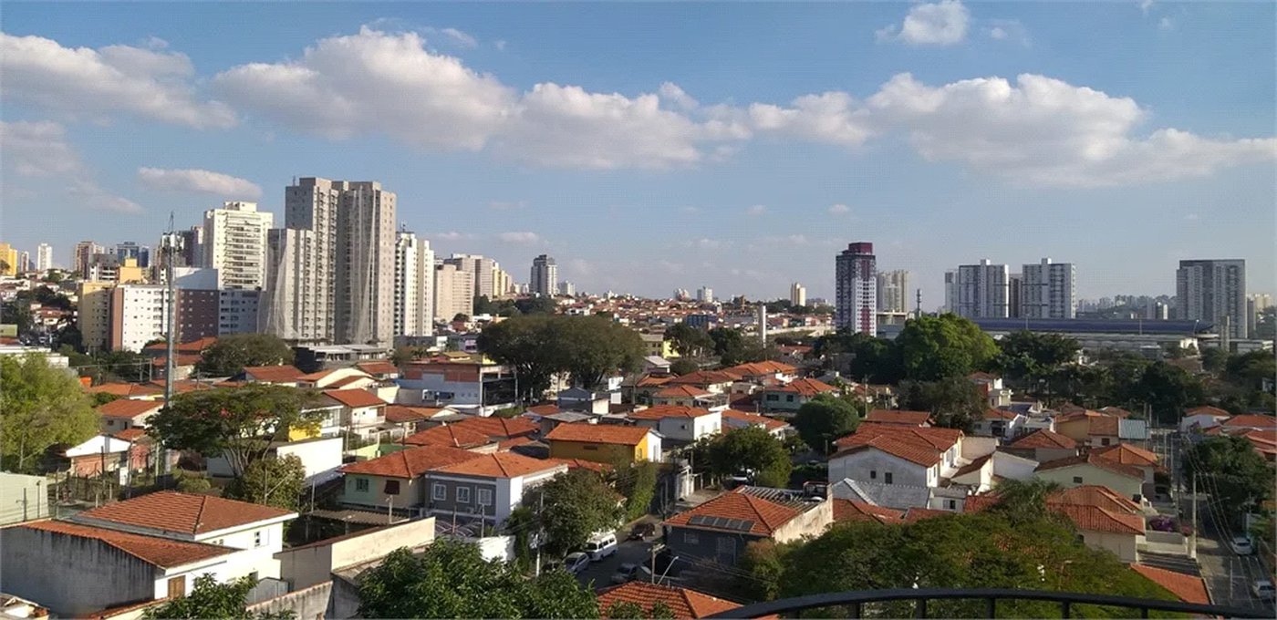 Apartamento à venda com 4 quartos, sendo 2 suítes,  em Jardim Trussardi, São Paulo, SP