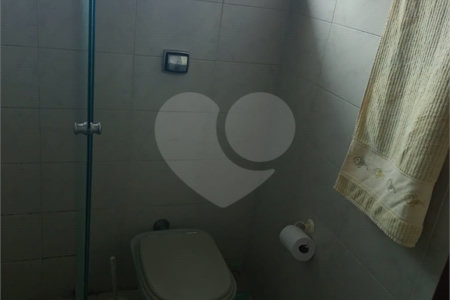 Sobrado à venda com 3 quartos em Jardim Colombo, São Paulo, SP