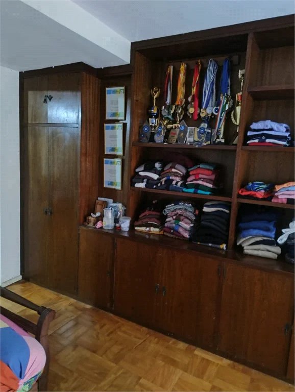 Casa à venda com 4 quartos, sendo 2 suítes,  em Rolinópolis, São Paulo, SP