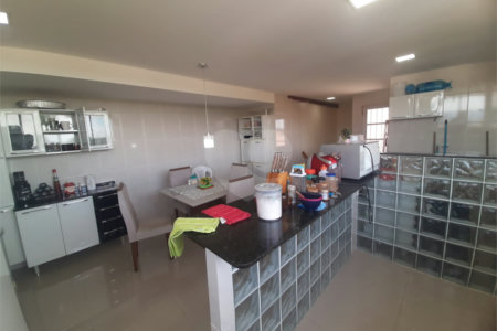 Casa à venda com 4 suítes em Santa Cruz, Rio de Janeiro, RJ