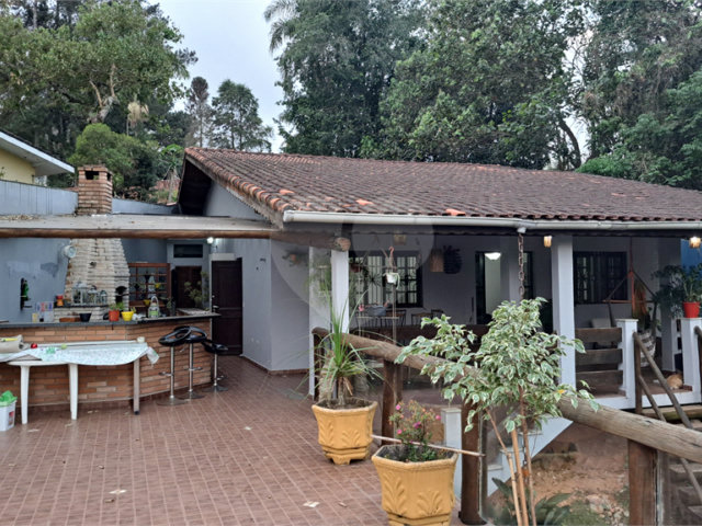 Casa à venda com 3 quartos, sendo 1 suíte,  em Chácara Arantes, Mairiporã, SP
