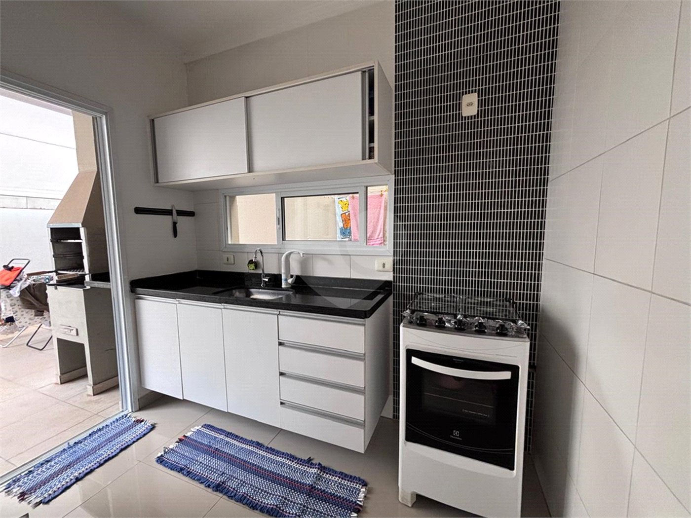 Condomínio à venda com 3 quartos, sendo 1 suíte,  em Loteamento Dinorá Rosa, Sorocaba, SP