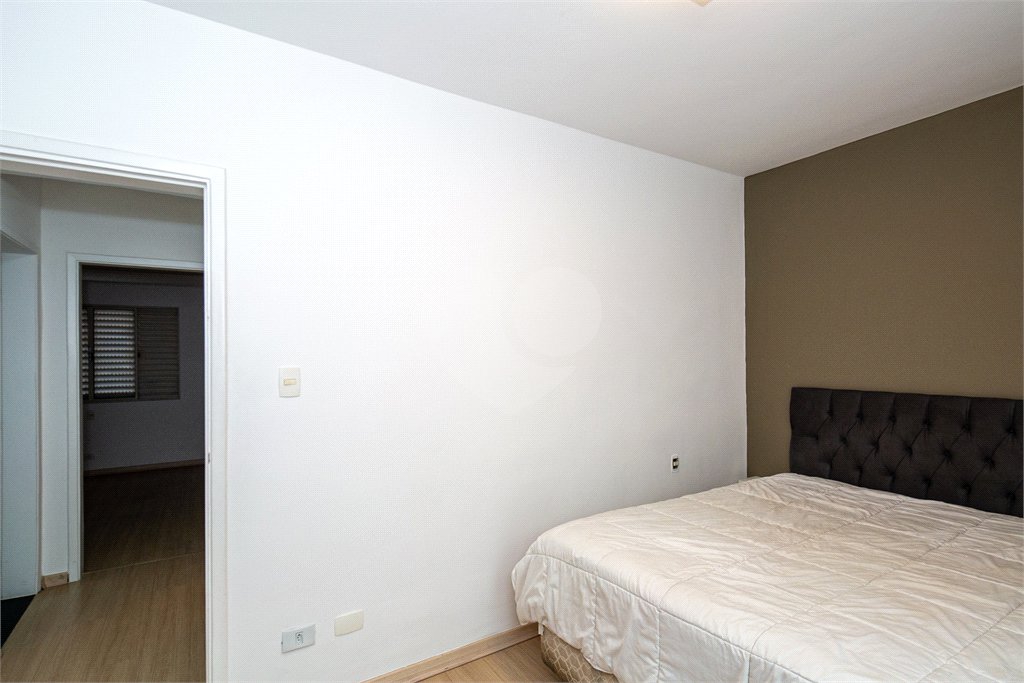 Casa à venda com 3 quartos, sendo 1 suíte, em Campo Belo, São Paulo, SP