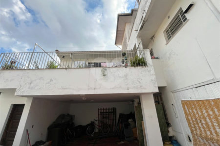 Sobrado à venda com 4 quartos, sendo 2 suítes,  em Vila Mariana, São Paulo, SP