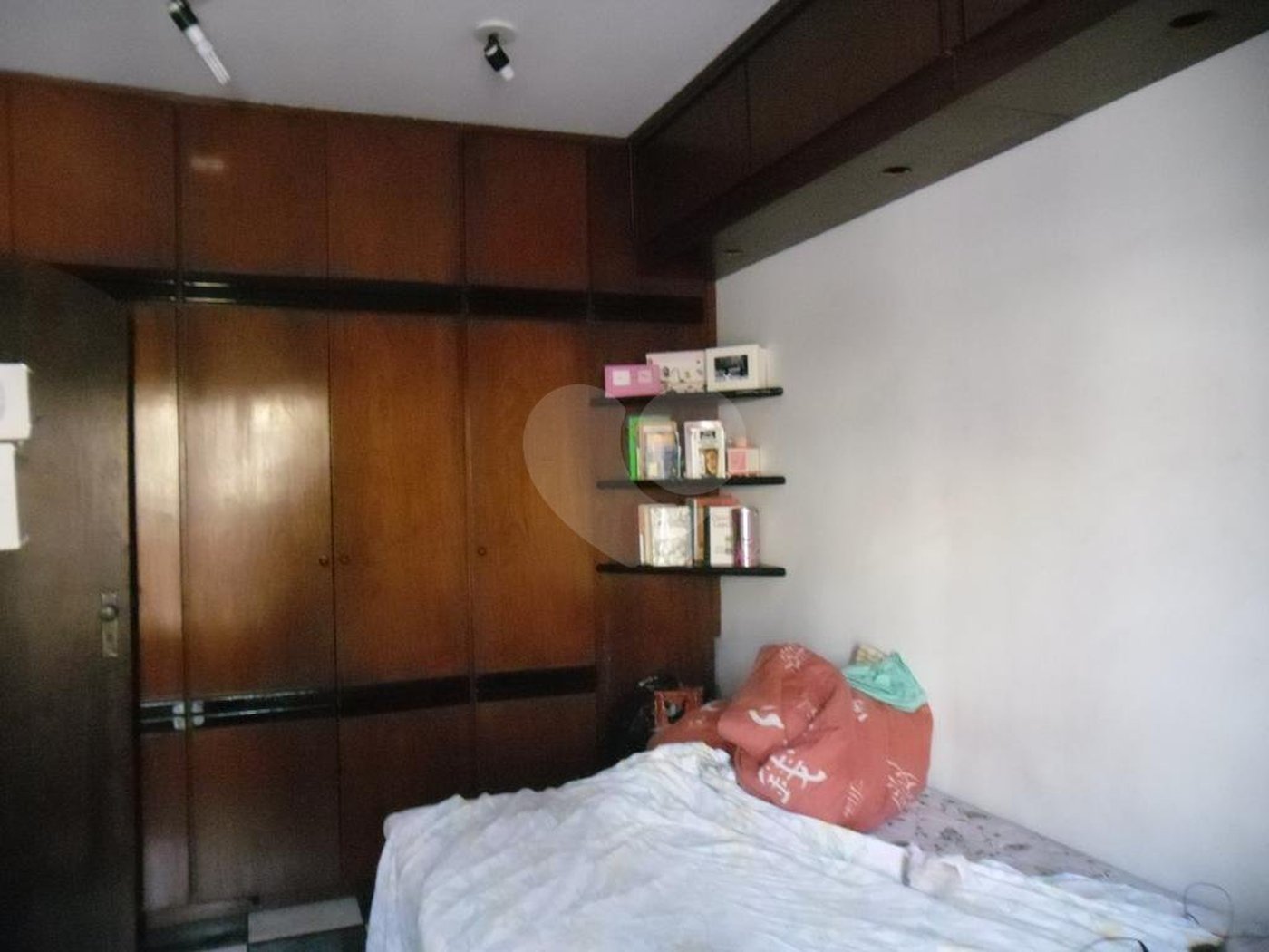 Sobrado à venda com 4 quartos, sendo 2 suítes, em Vila Mazzei, São Paulo, SP
