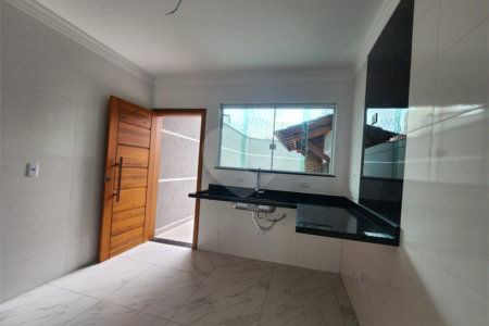 Sobrado à venda com 3 suítes em Vila Mazzei, São Paulo, SP