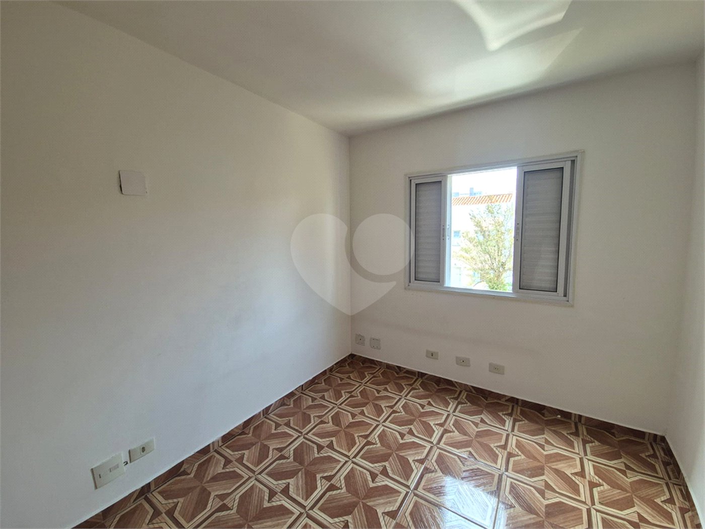 Casa à venda com 3 quartos, sendo 2 suítes, no condomínio Quintas Marajoara, São Paulo - SP
