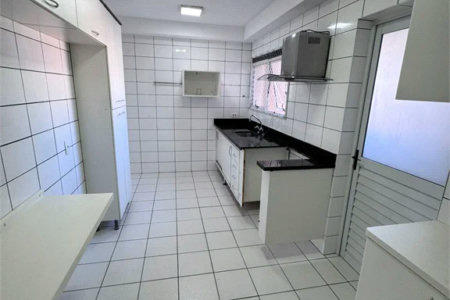Apartamento para alugar com 3 quartos, sendo 1 suíte, em Pinheiros, São Paulo, SP
