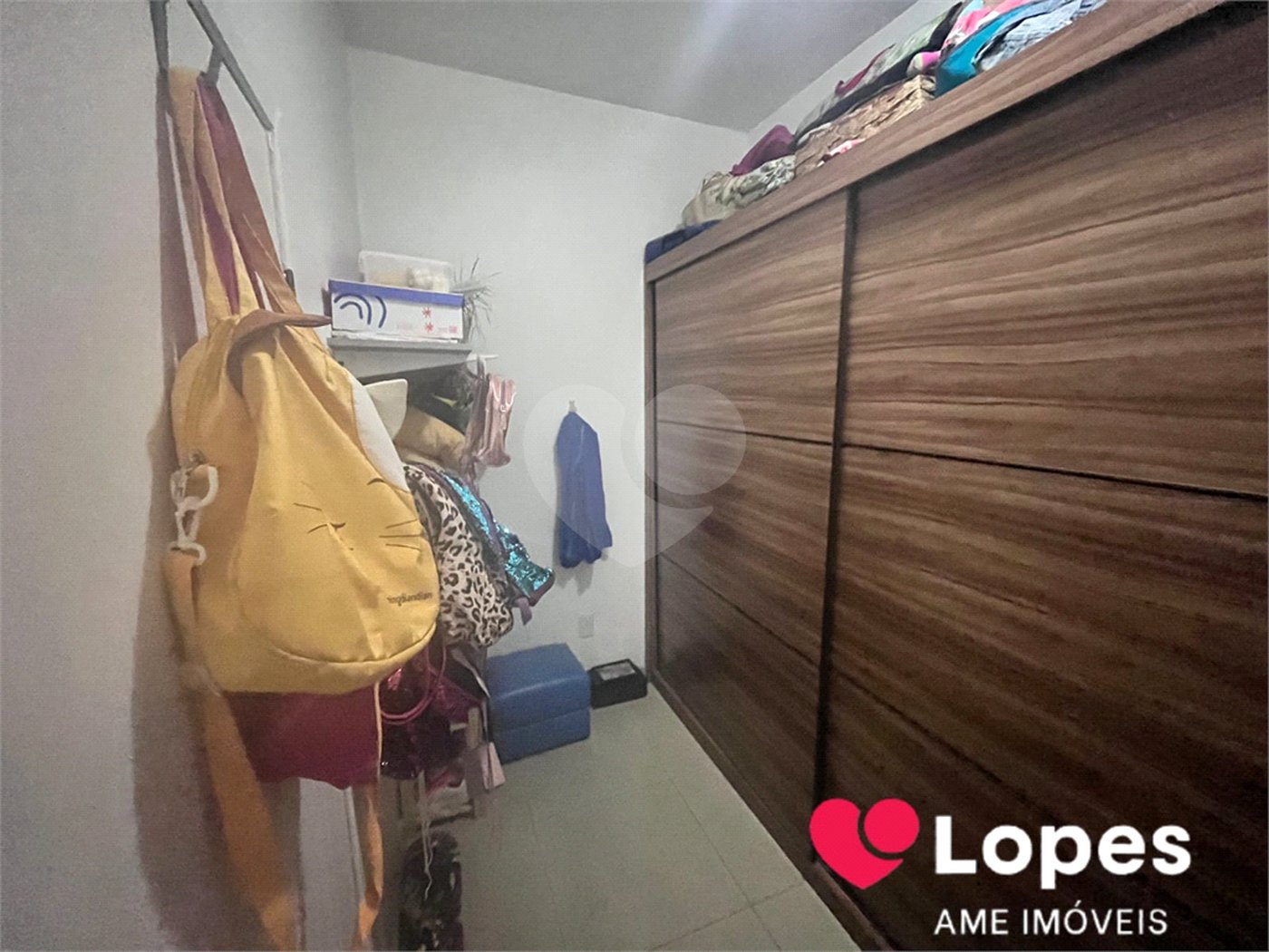 Casa à venda com 4 quartos, sendo 3 suítes, no condomínio Fazenda Cantagalo, Rio de Janeiro - RJ