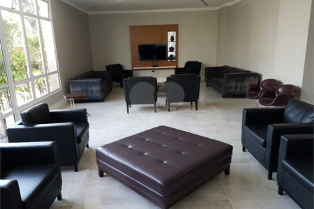 Apartamento à venda com 3 suítes em Jardim Londrina, São Paulo, SP