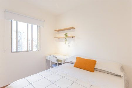 Apartamento à venda com 3 quartos, sendo 1 suíte, em Vila Olímpia, São Paulo, SP