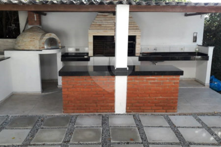 Chácara à venda com 4 suítes em Chácaras Fernão Dias, Atibaia, SP