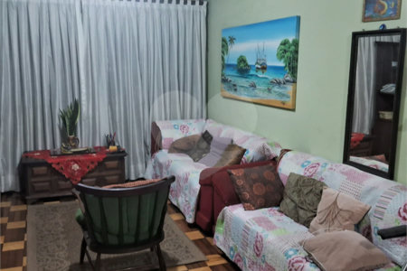 Casa à venda com 3 quartos, sendo 1 suíte,  em Jardim Campo Limpo, São Paulo, SP