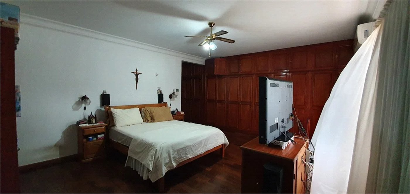 Casa à venda com 4 suítes em Vila Cordeiro, São Paulo, SP