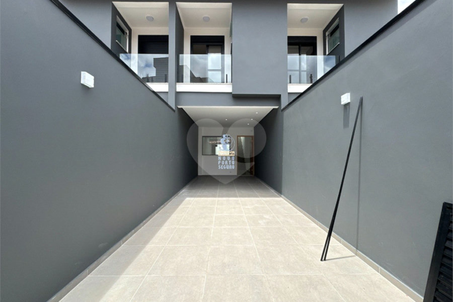 Sobrado à venda com 3 quartos, sendo 1 suíte, em Parada Inglesa, São Paulo, SP