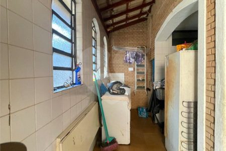 Casa à venda com 4 suítes em Retiro das Fontes, Atibaia, SP