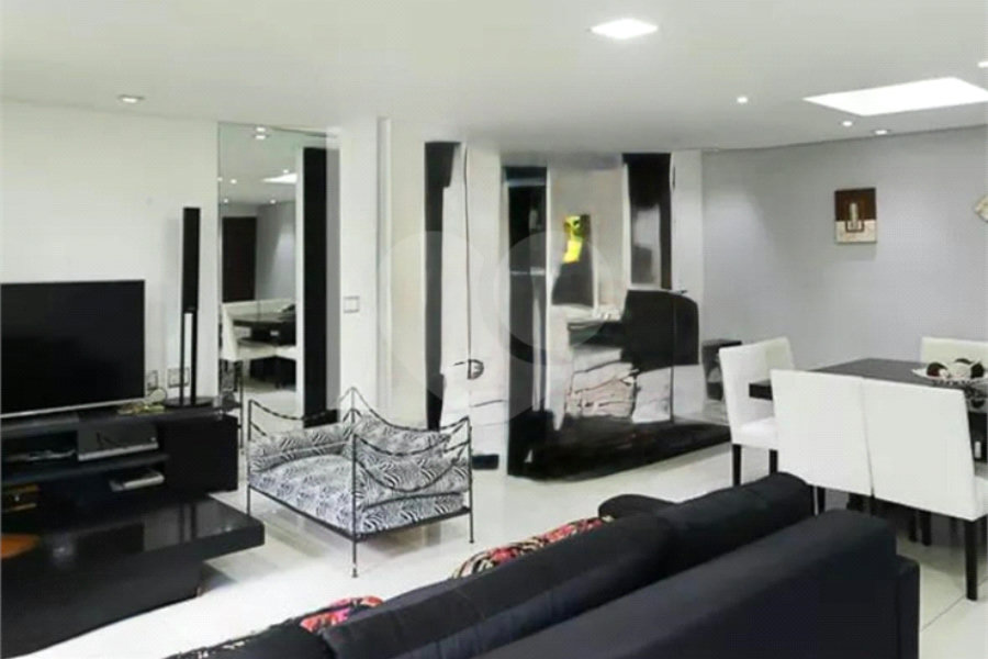 Apartamento à venda com 3 quartos, sendo 1 suíte, em Santana, São Paulo, SP