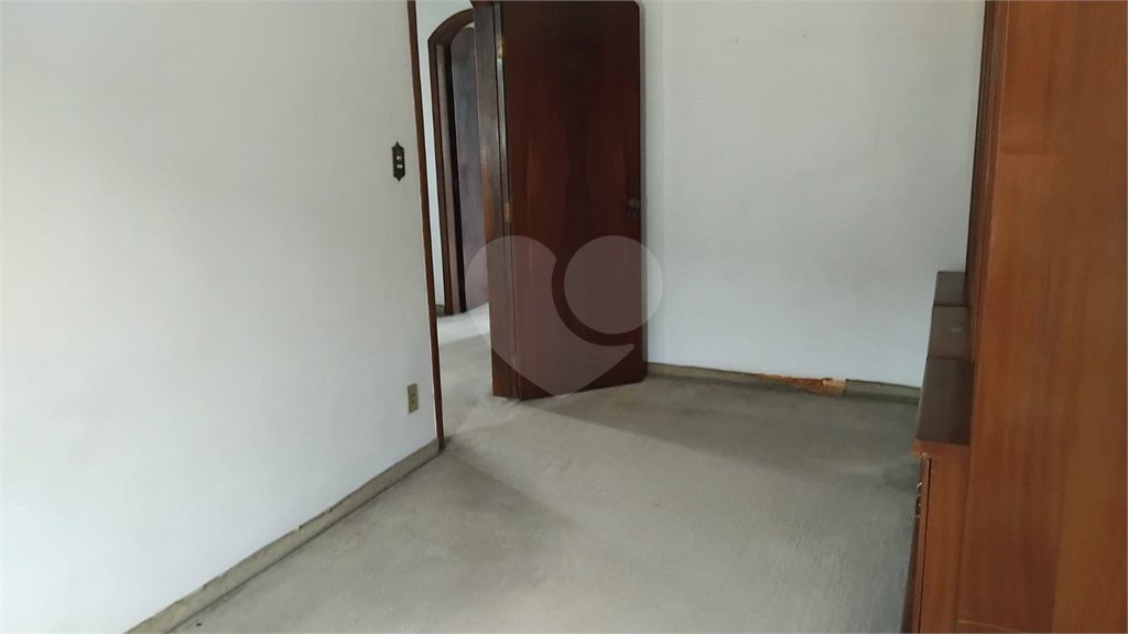Sobrado à venda com 3 quartos em Jardim Odete, São Paulo, SP