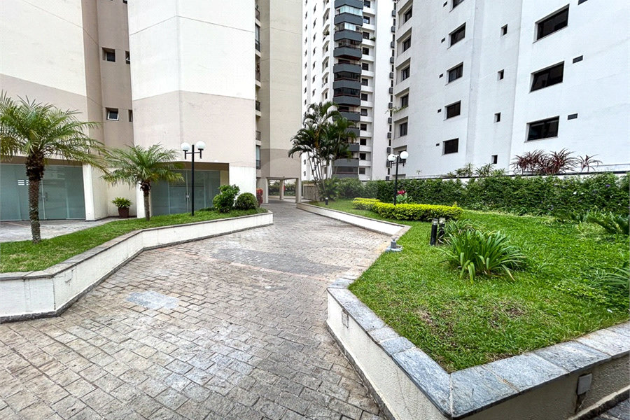 Apartamento à venda com 3 quartos em Santa Teresinha, São Paulo, SP