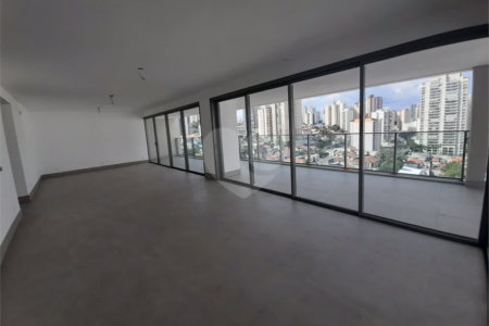 Apartamento à venda com 4 suítes em Santana, São Paulo, SP